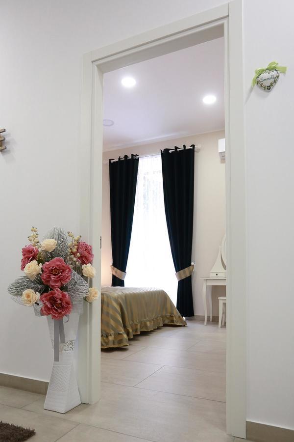 B&B Rosolino Наполи Екстериор снимка