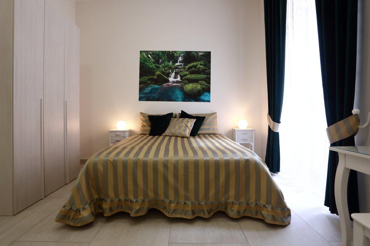 B&B Rosolino Наполи Екстериор снимка